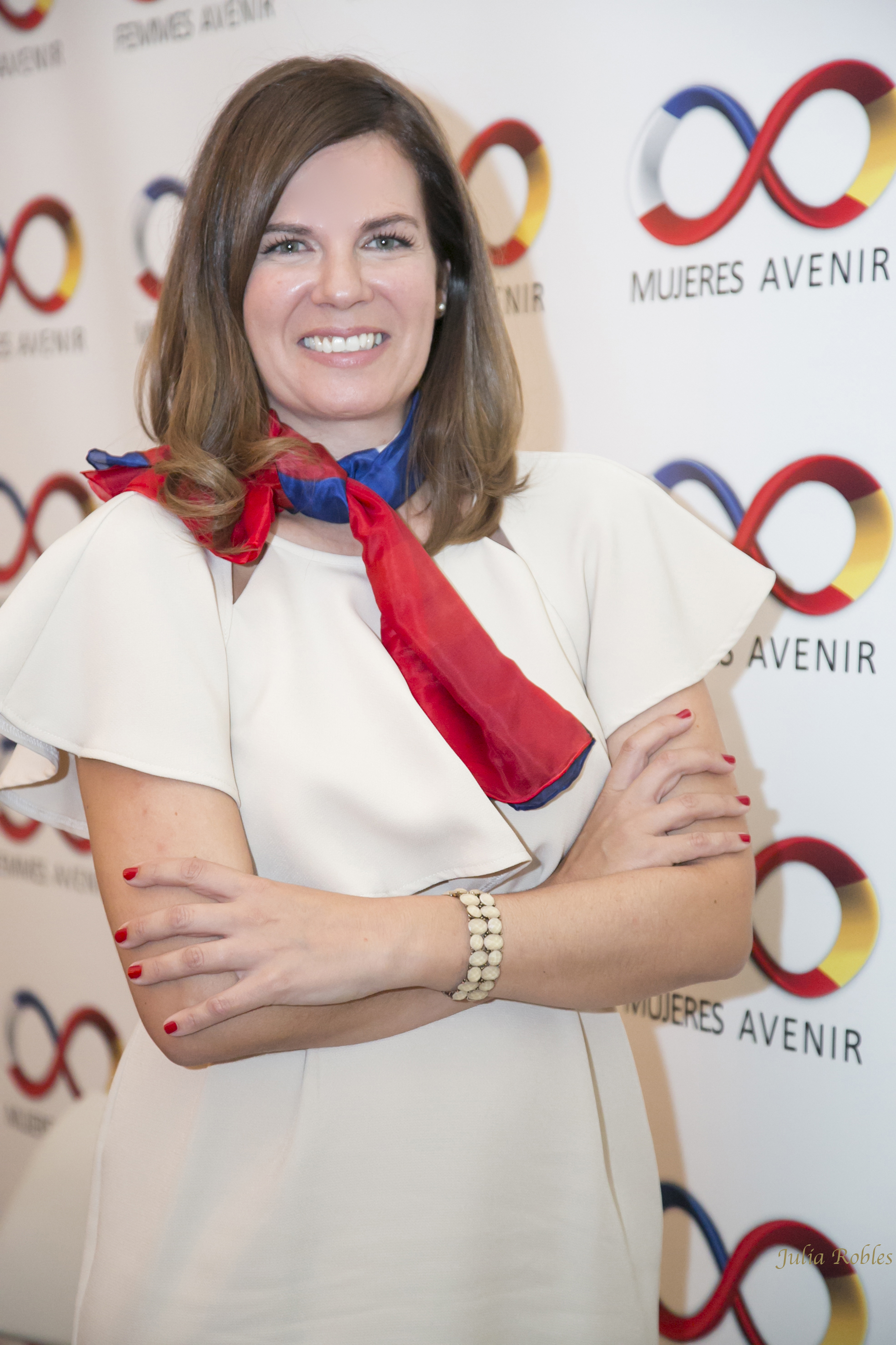 Rebeca Ávila asume la Presidencia de Mujeres Avenir